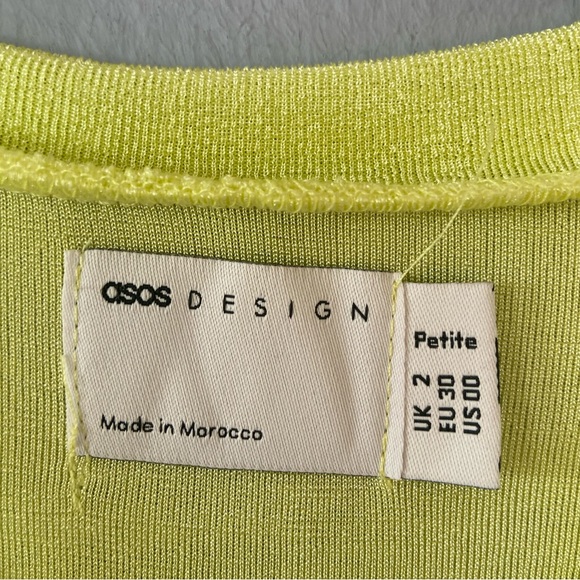ASOS Petite Slinky T-Shirt Mini Dress with Belt in Lime Size 00 Petite - Picture 4 of 5